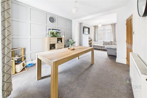 3 bedroom terraced house to rent, Stanhope Road, Northamptonshire NN2