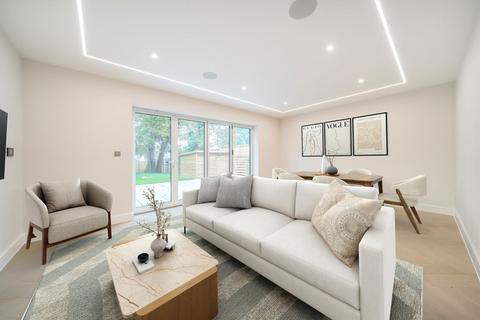 undefined, Apple Tree Grove, London SW16