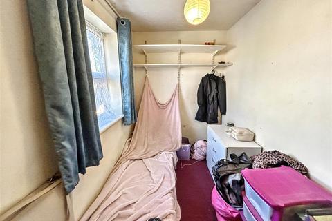undefined, Grayling Close, Canning Town, London