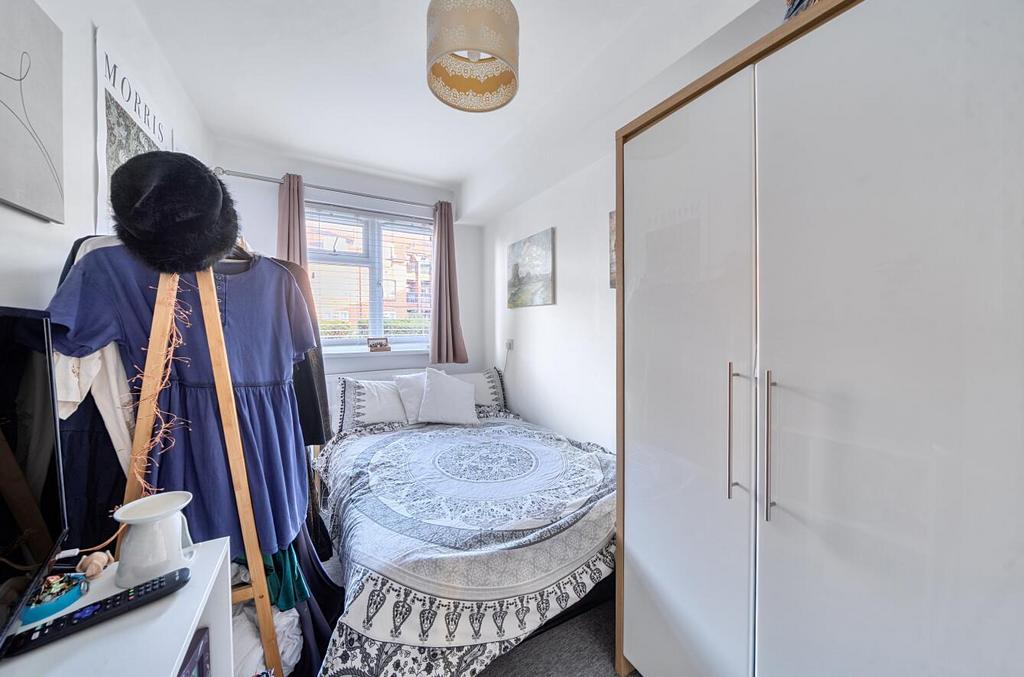 Bedroom2.jpg