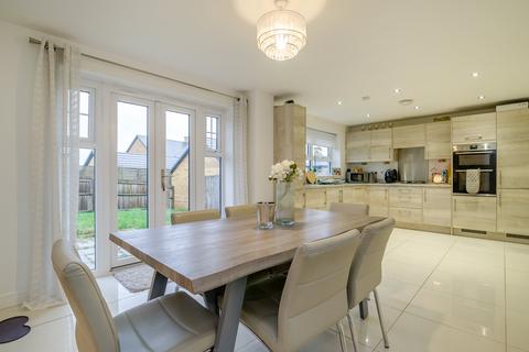 undefined, Rhodfa'r Hebog, Pontrhydyrun, Cwmbran