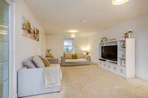 undefined, Rhodfa'r Hebog, Pontrhydyrun, Cwmbran