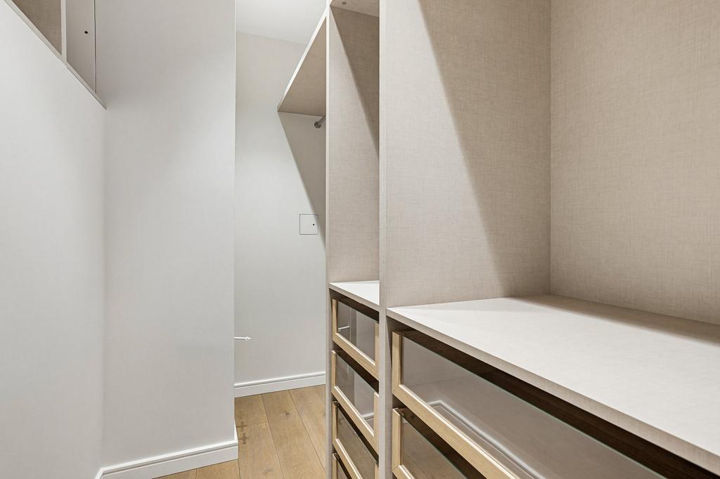 Walk-In Wardrobe