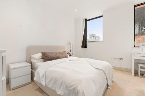 1 bedroom flat to rent, York Road, Battersea, London
