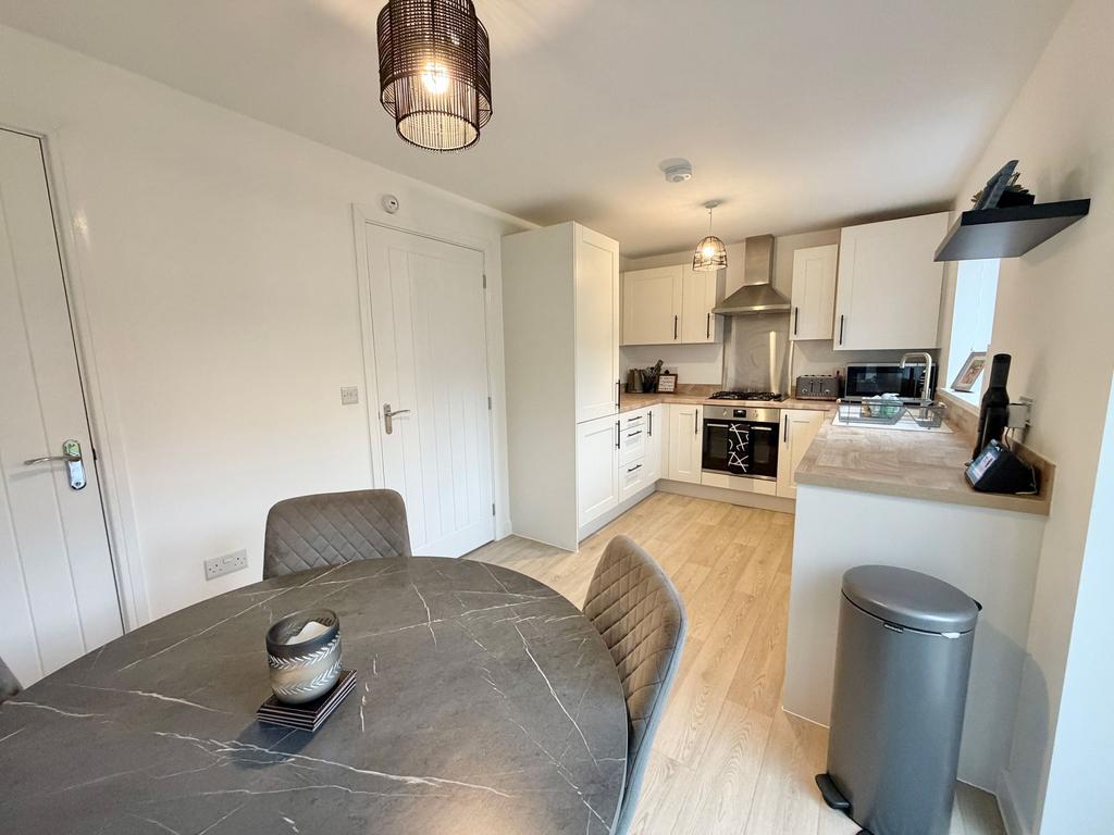 Kitchen diner
