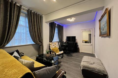 1 bedroom apartment to rent, Westbourne Court, Orsett Terrace, London W2