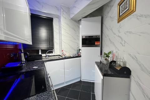 1 bedroom apartment to rent, Westbourne Court, Orsett Terrace, London W2