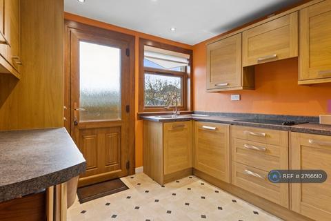 3 bedroom terraced house to rent, Seright Square, Crookedholm, Kilmarnock, KA3