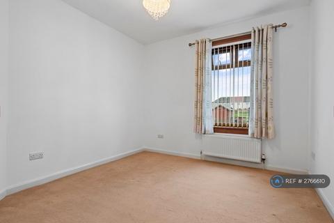 3 bedroom terraced house to rent, Seright Square, Crookedholm, Kilmarnock, KA3
