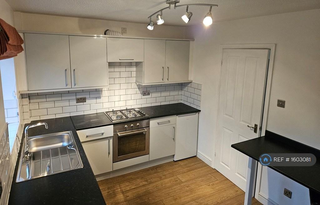 Kitchen 2