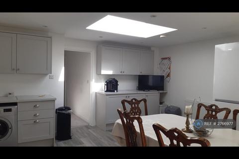 undefined, Streatham, Streatham, SW16