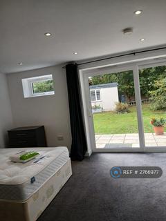 1 bedroom in a house share to rent, Streatham, Streatham, SW16