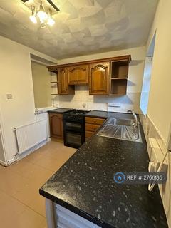 3 bedroom terraced house to rent, Trehafod Road, Pontypridd, CF37