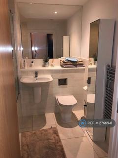 2 bedroom flat to rent, London, London, SW18