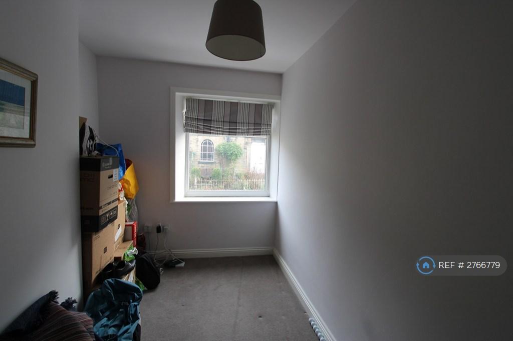 Small Room/Office