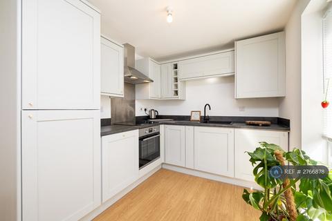 2 bedroom flat to rent, Dennis Davison Place, Coventry, CV4