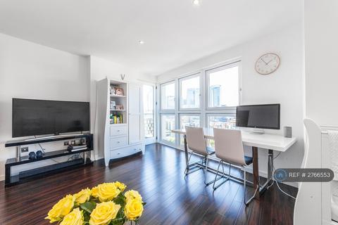 1 bedroom flat to rent, New Providence Wharf, London, E14