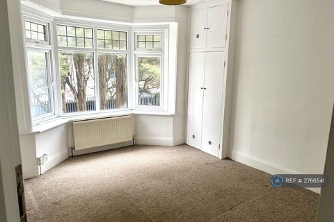 undefined, Cedar Gardens, Southampton, SO14
