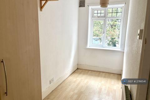 undefined, Cedar Gardens, Southampton, SO14