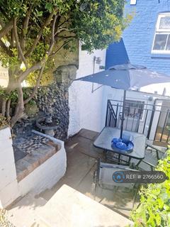 3 bedroom terraced house to rent, La Belle Alliance Square, Ramsgate, CT11