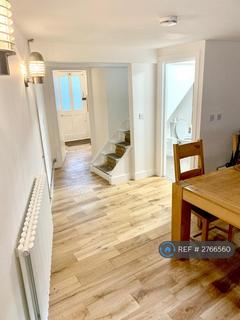 3 bedroom terraced house to rent, La Belle Alliance Square, Ramsgate, CT11
