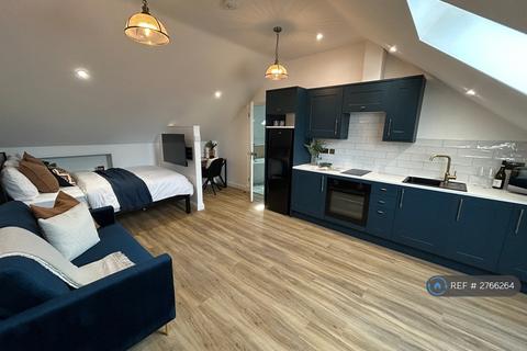 undefined, Wellingborough Road, Rushden, NN10