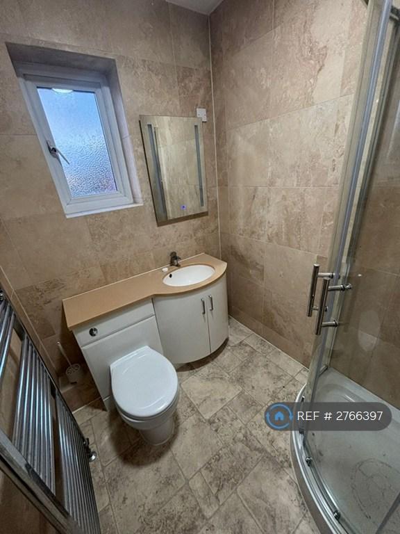 Ensuite Bathroom