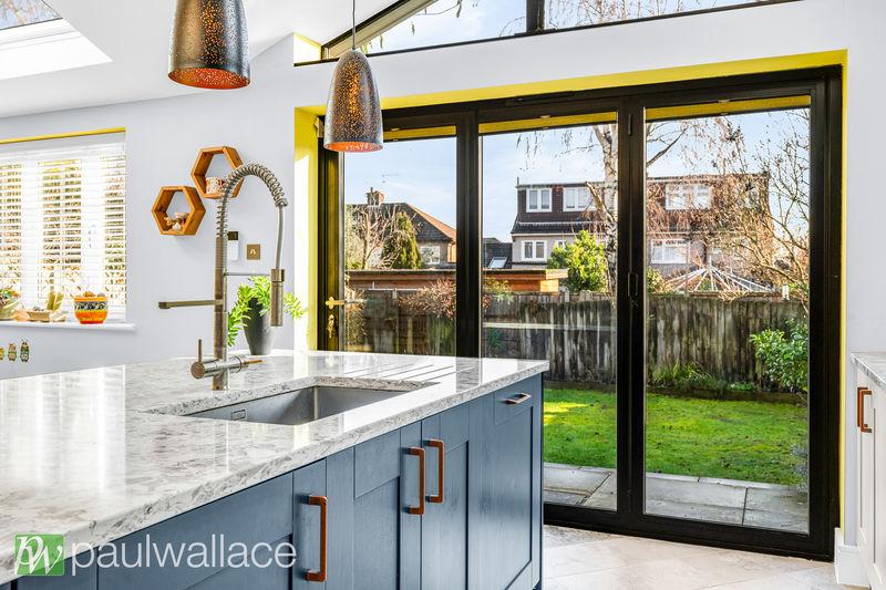 Kitchen / Dining...