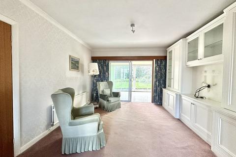3 bedroom detached house for sale, Chantry Hurst, Epsom