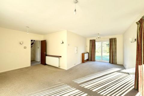 4 bedroom detached house for sale, Walters Mead, Ashtead