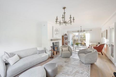 6 bedroom house for sale, Burnside Close, Ovingham, Prudhoe, Northumberland