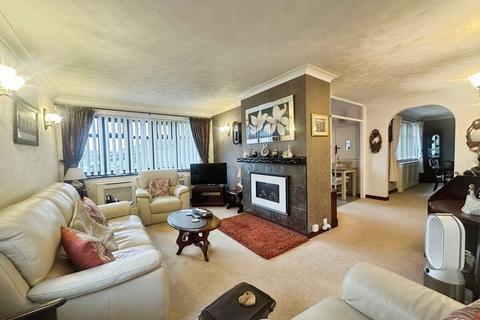 3 bedroom bungalow for sale, Turton Close, Seddons Farm