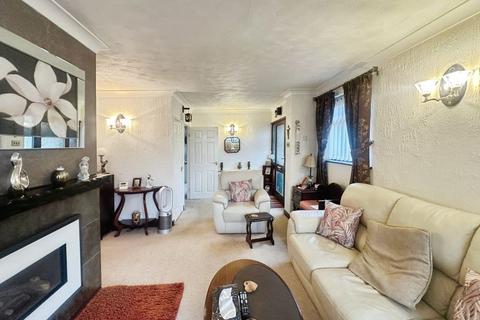 3 bedroom bungalow for sale, Turton Close, Seddons Farm