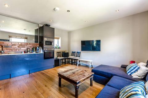 3 bedroom maisonette to rent - Petherton Road, Highbury, London, N5