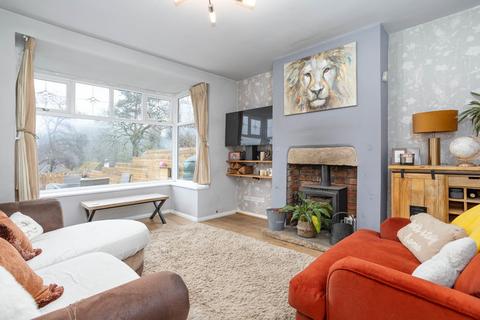 3 bedroom end of terrace house for sale, 140 Halifax Road, Ripponden HX6 4AG
