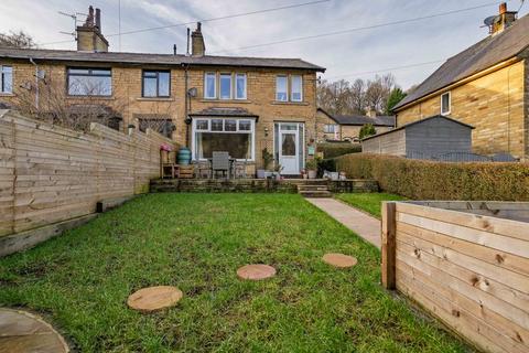 3 bedroom end of terrace house for sale, 140 Halifax Road, Ripponden HX6 4AG