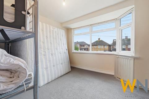 2 bedroom apartment for sale, Doddinghurst Road, Brentwood CM15