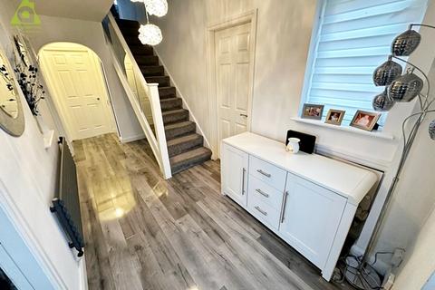 4 bedroom detached house for sale, Brambling Drive, Westhoughton, BL5 2SW