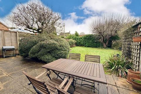 3 bedroom detached house for sale, Chalklands, Bourne End SL8