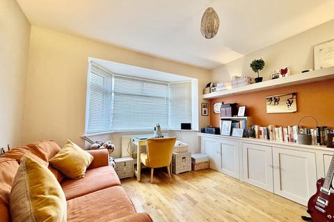 3 bedroom detached house for sale, Chalklands, Bourne End SL8