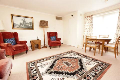 3 bedroom detached house for sale, Avon Close, Lee-On-The-Solent, PO13