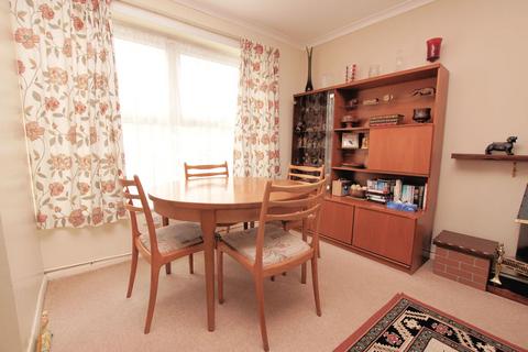 3 bedroom detached house for sale, Avon Close, Lee-On-The-Solent, PO13