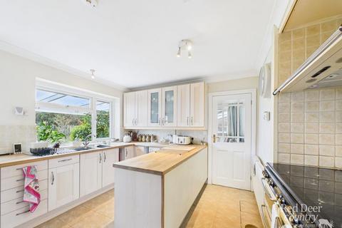 3 bedroom detached bungalow for sale, Butts Close, Williton