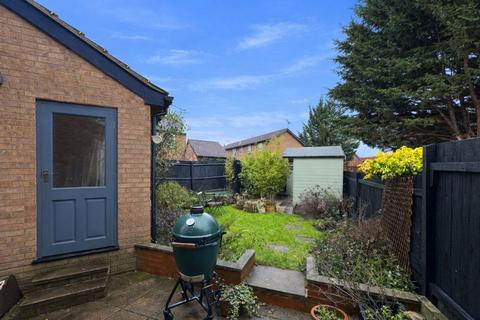 3 bedroom end of terrace house for sale, Rudyard Close, Luton