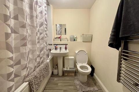 undefined, Gregory Gardens, Eastfield NN3