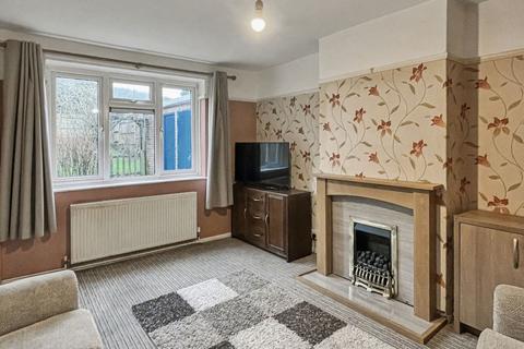 3 bedroom end of terrace house for sale, Micklefield Road - Vacant, No Onward Chain