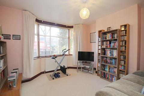undefined, Greenford Road, Greenford