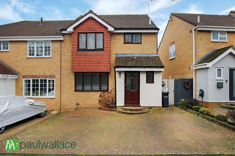 3 bedroom semi-detached house for sale, Grovedale Close, West Cheshunt