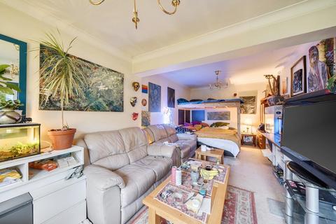 3 bedroom semi-detached house for sale, Kenton Lane, Harrow HA3