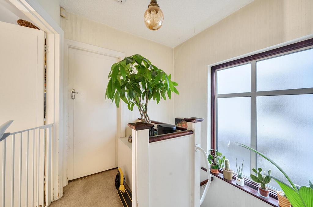 Davidson Frost-Wellings, DFW, Kenton Lane, Hallway